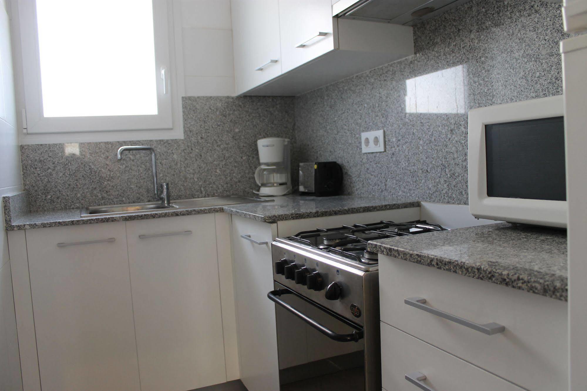 Agi Joan Badosa Apartman Roses Kültér fotó