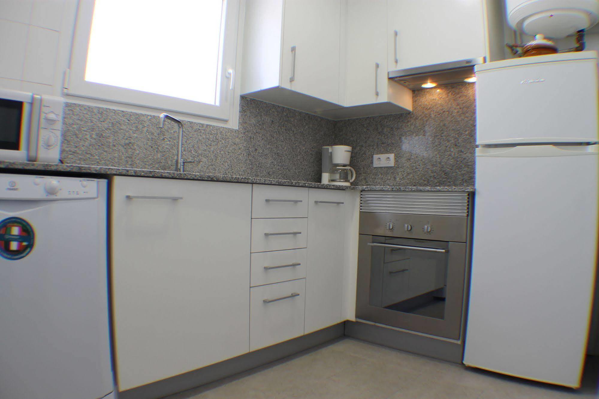 Agi Joan Badosa Apartman Roses Kültér fotó